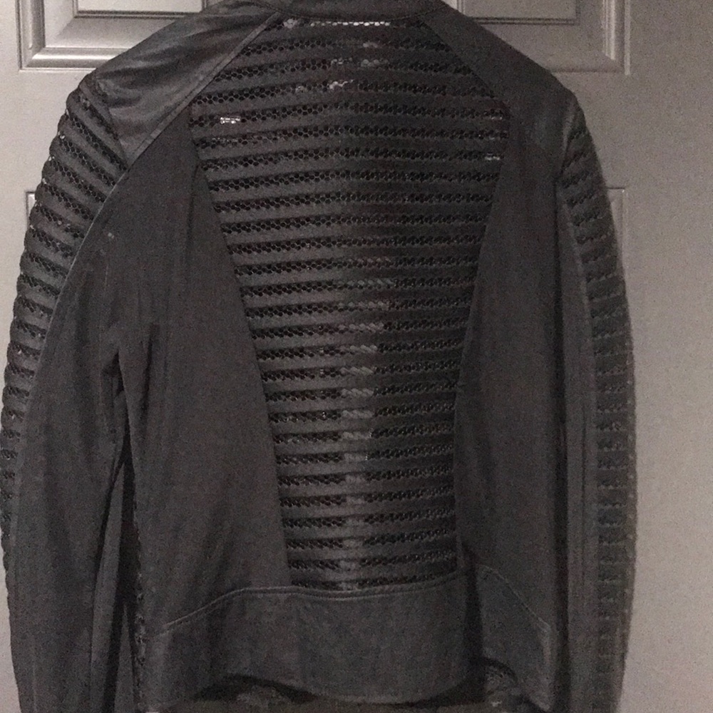 Jacket - Picture 4 of 5